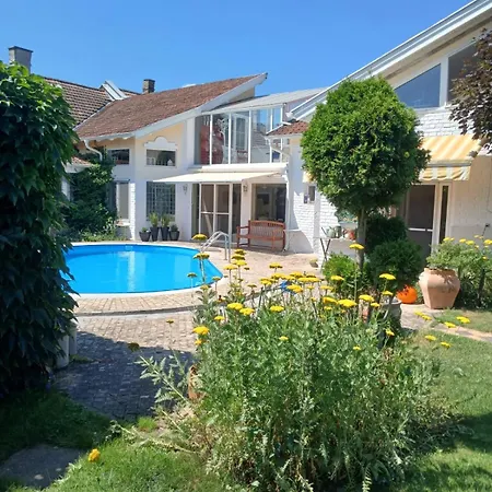 Vintage Luxurious House Sombor