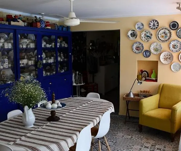 Vintage Luxurious House *